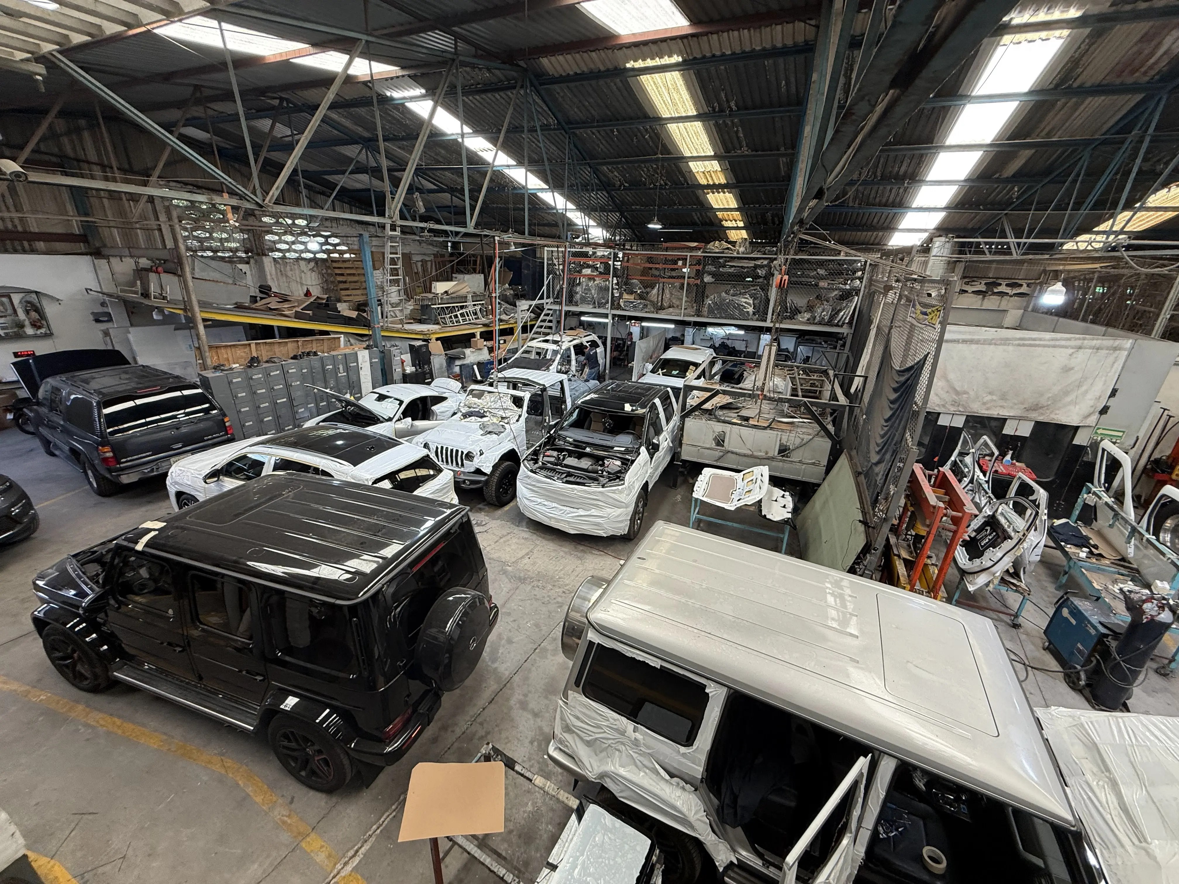 Acabados premium en camionetas blindadas